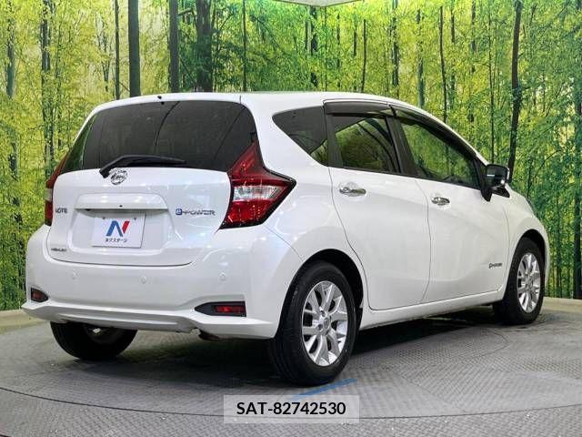 Nissan NOTE 2016-12 328760-17
