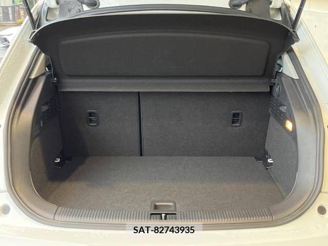 Audi A1 2018-06 292497-12