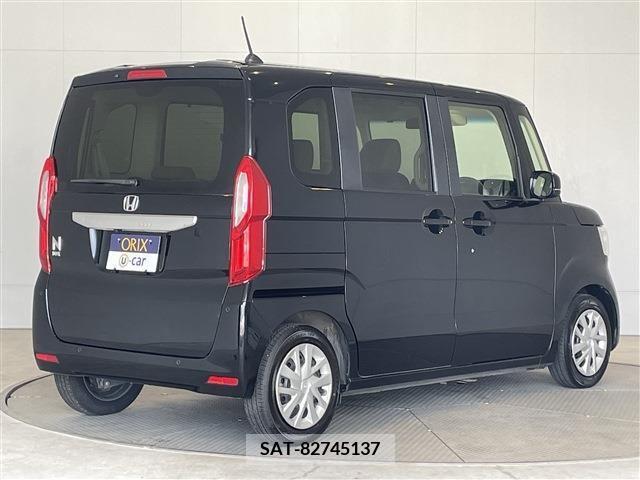 Honda N BOX 2022-06 364492-1