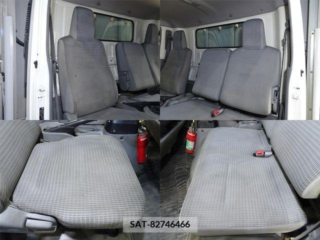 Hino DUTRO 2014-01 200888-15