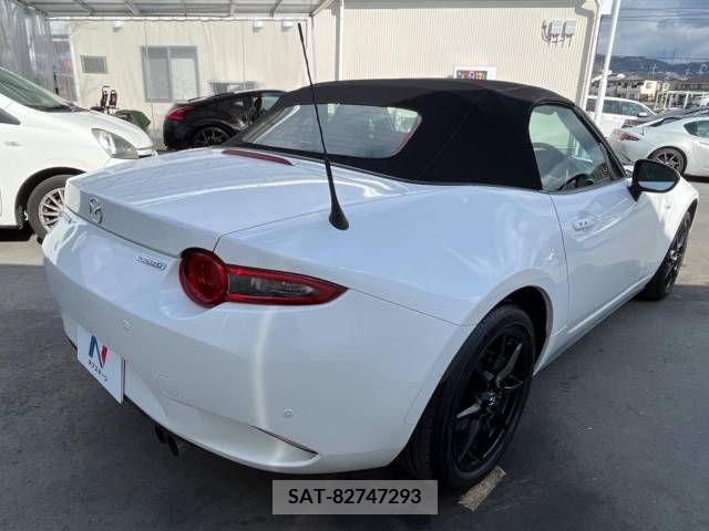 Mazda ROADSTER 2022-10 215973-16