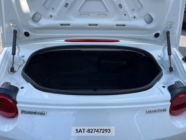 Mazda ROADSTER 2022-10 215973-9