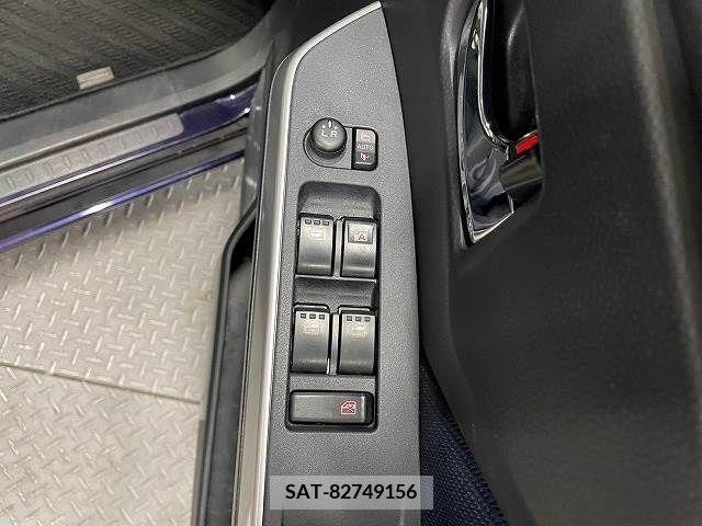 Toyota ROOMY 2021-08 283612-14