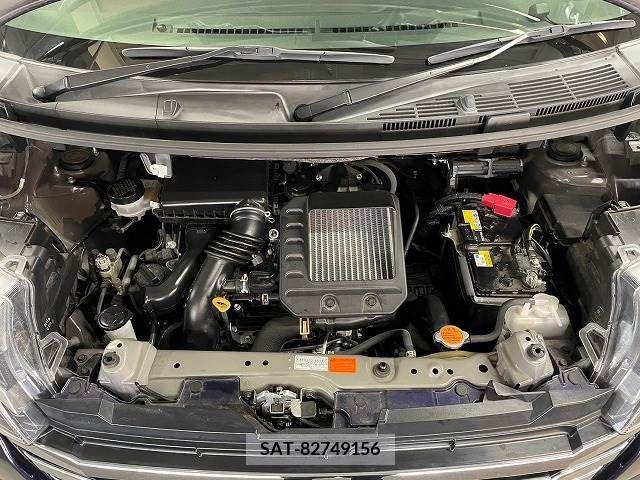 Toyota ROOMY 2021-08 283612-13