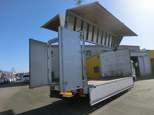 Hino RANGER 2007-08 195840-17