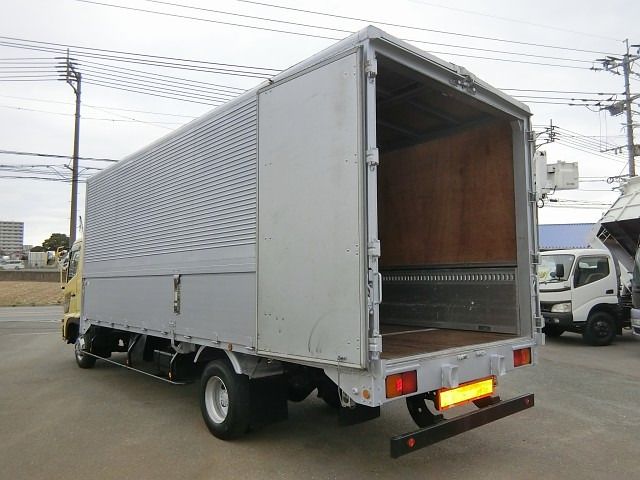 Hino RANGER 2007-08 195840-13