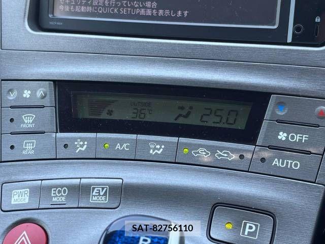 Toyota PRIUS 2015-08 393425-6