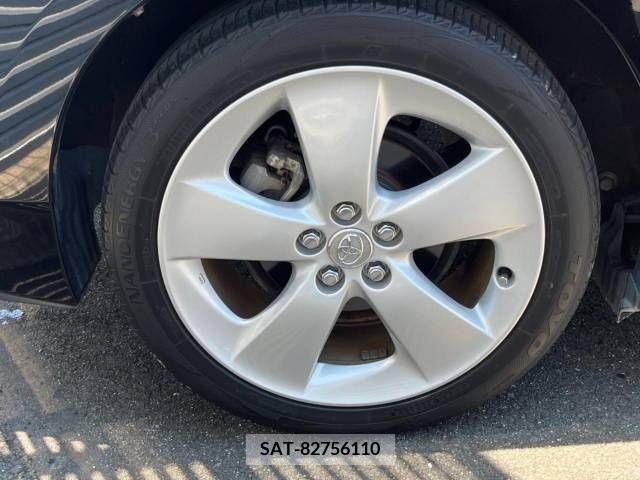 Toyota PRIUS 2015-08 393425-19