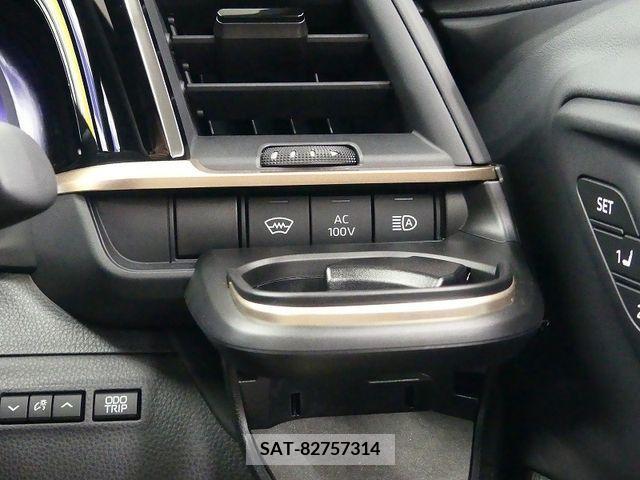 Toyota CROWN 2023-01 222075-11
