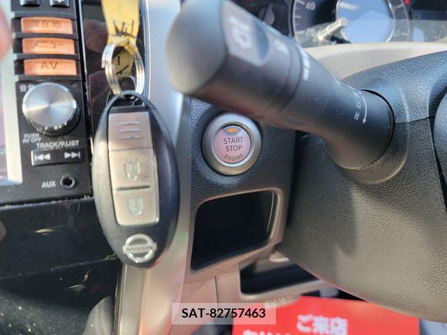 Nissan NOTE 2013-08 208391-16