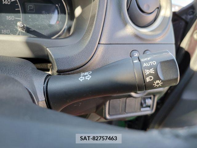 Nissan NOTE 2013-08 208391-13