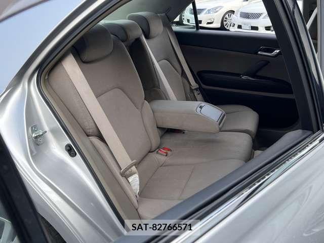 Toyota MARK X 2005-01 216809-18