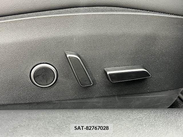 Tesla MODEL 3 2021-12 375535-6