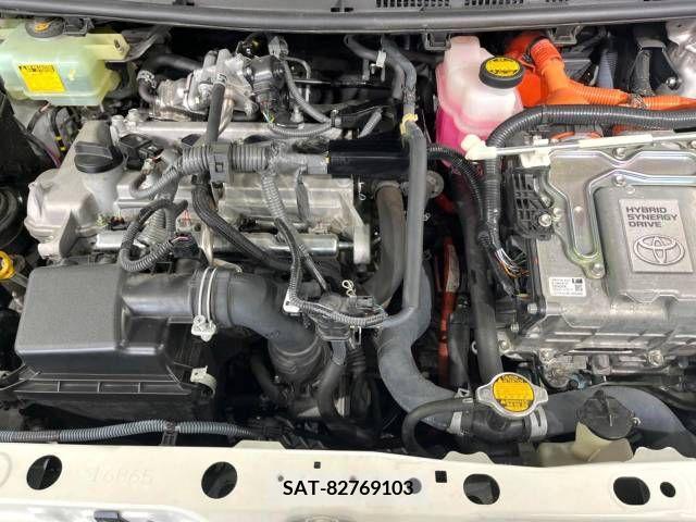 Toyota AQUA 2013-08 255876-17