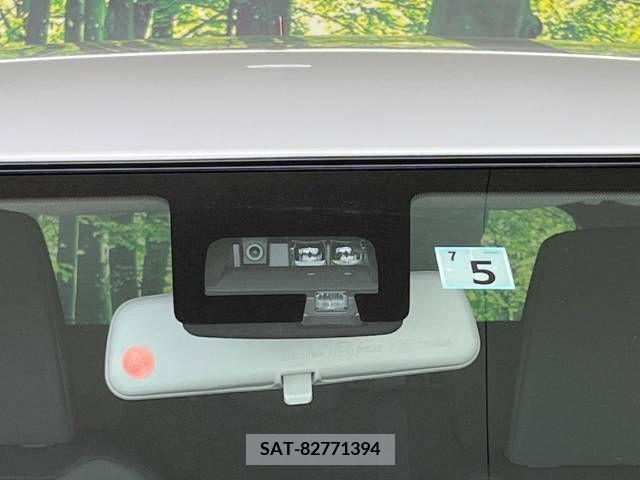 Suzuki SWIFT 2022-05 224548-2