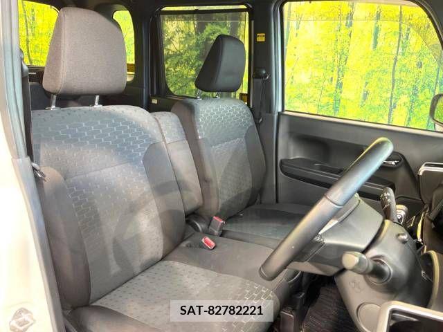 Daihatsu WAKE 2017-12 371077-8