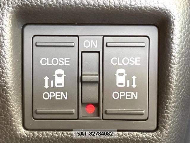 Honda N BOX CUSTOM 2022-02 364823-4