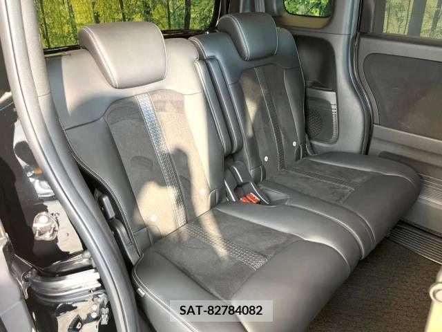 Honda N BOX CUSTOM 2022-02 364823-9