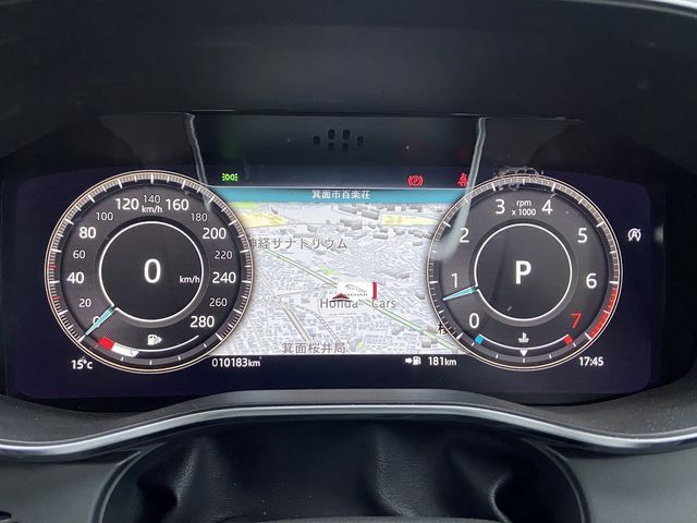 Jaguar F-PACE 2021-03 7342-10