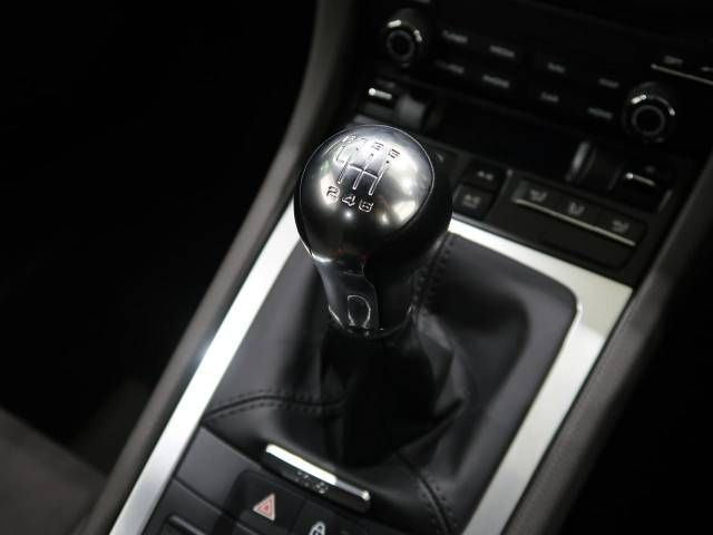Porsche CAYMAN 2019-05 181230-11