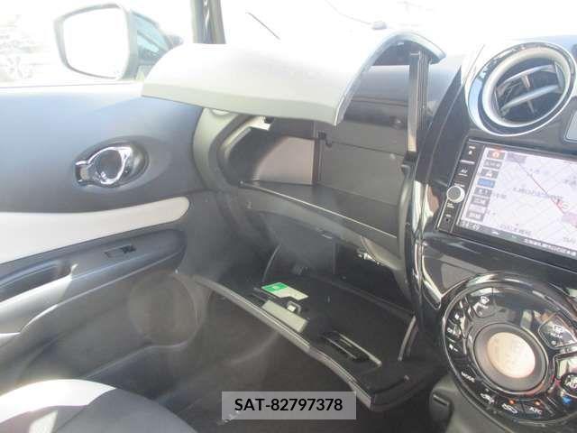 Nissan NOTE 2017-08 365416-10