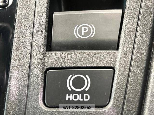 Toyota NOAH 2023-05 392809-7