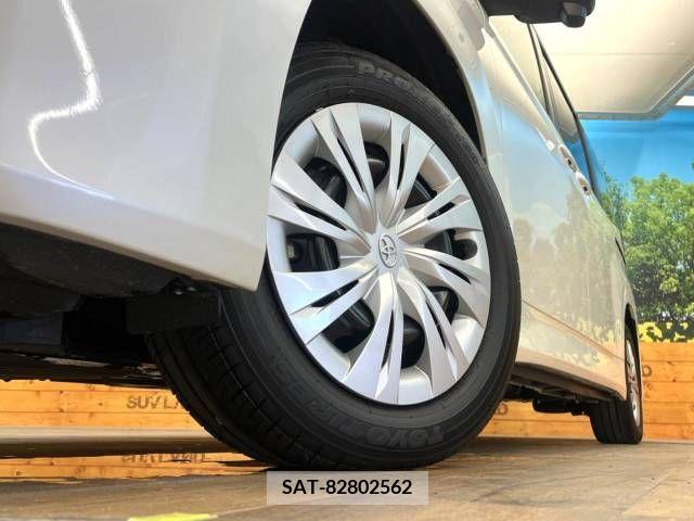 Toyota NOAH 2023-05 392809-14