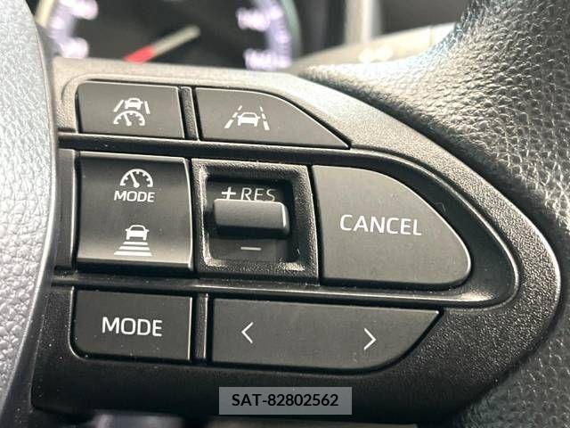 Toyota NOAH 2023-05 392809-4