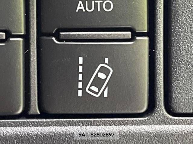 Toyota ESQUIRE 2018-09 350611-6