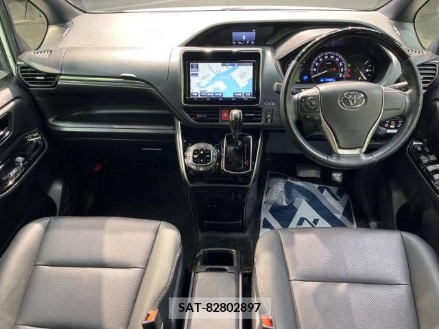 Toyota ESQUIRE 2018-09 350611-1