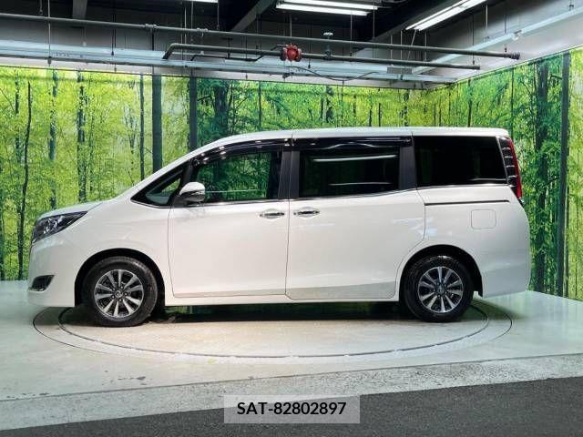Toyota ESQUIRE 2018-09 350611-19