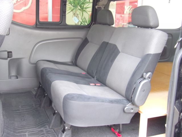 Nissan NV350 Caravan 2014-06 195520-15