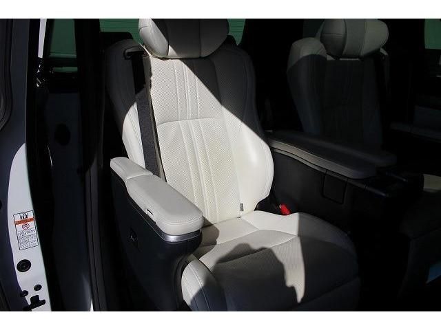 Toyota VELLFIRE 2018-08 191400-13
