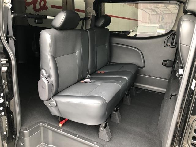 Nissan CARAVAN VAN 2022-04 11283-12