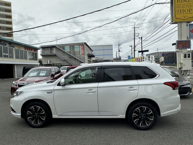 Mitsubishi OUTLANDER PHEV 2015-07 20877-3