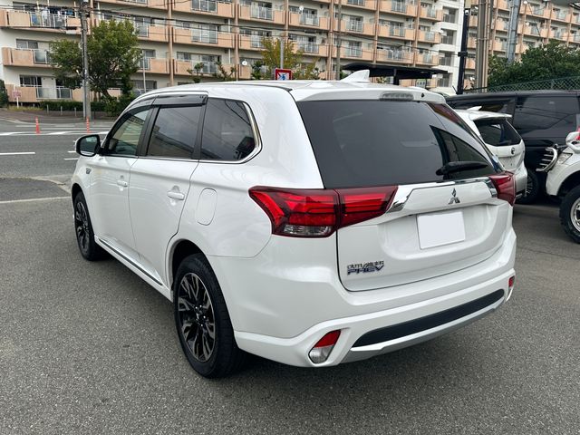 Mitsubishi OUTLANDER PHEV 2015-07 20877-5