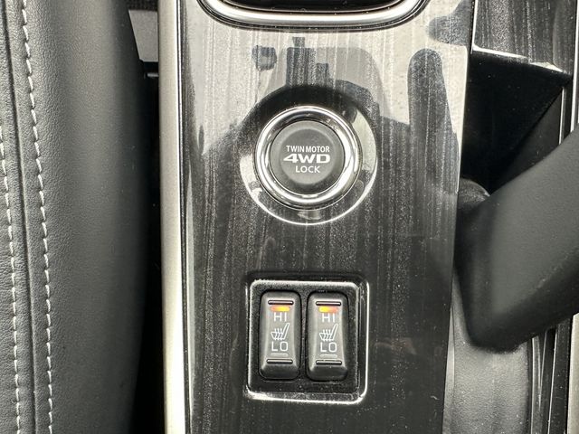 Mitsubishi OUTLANDER PHEV 2015-07 20877-23