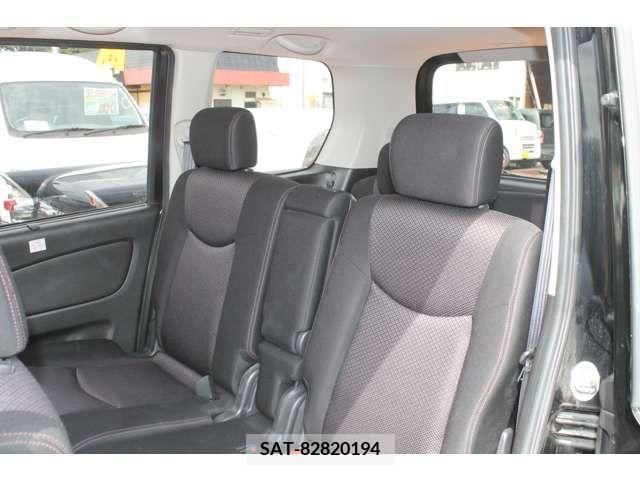 Nissan SERENA 2012-04 203700-8