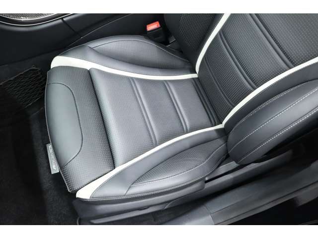 Amg C-CLASS 2019-01 189728-7