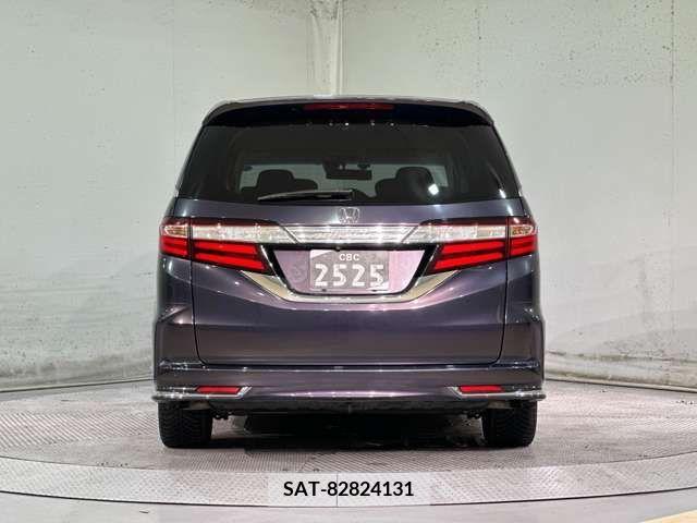 Honda ODYSSEY 2013-12 215906-8