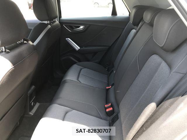 Audi Q2 2018-11 356572-15
