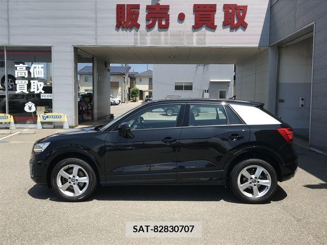 Audi Q2 2018-11 356572-8