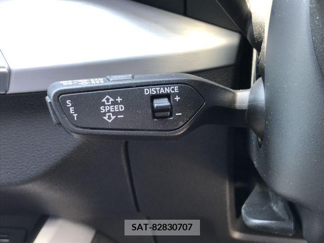 Audi Q2 2018-11 356572-20