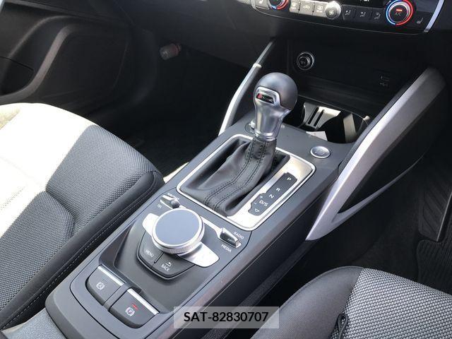 Audi Q2 2018-11 356572-24