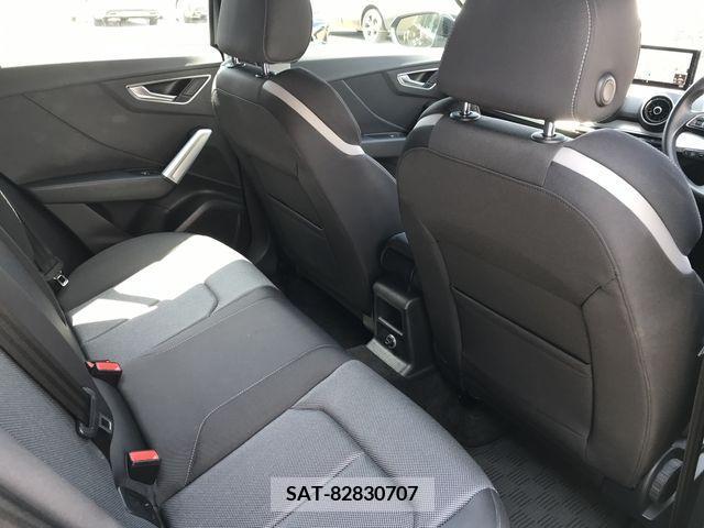 Audi Q2 2018-11 356572-13