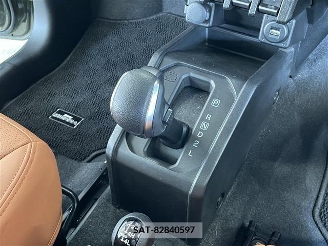 Suzuki JIMNY SIERRA 2021-09 378548-25