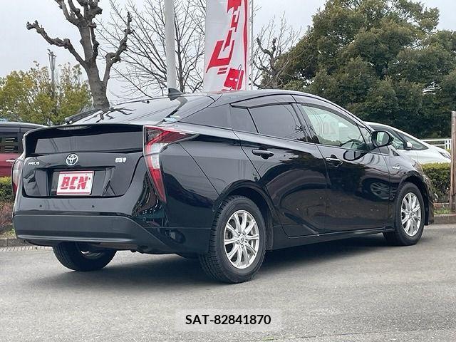 Toyota PRIUS 2016-10 220894-2