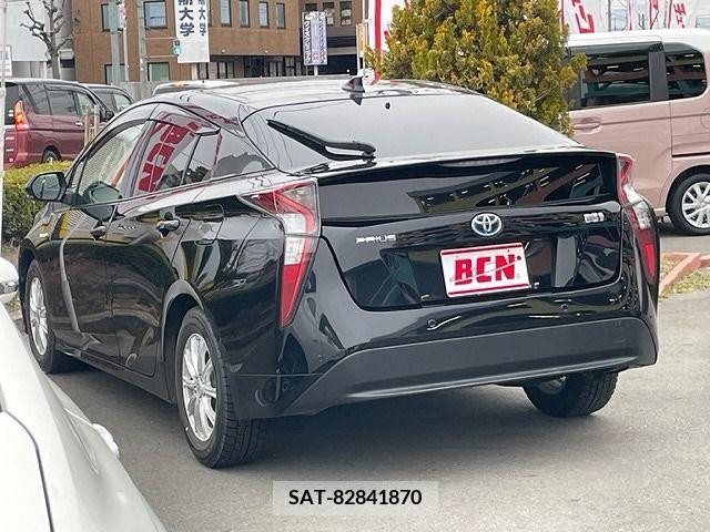 Toyota PRIUS 2016-10 220894-8