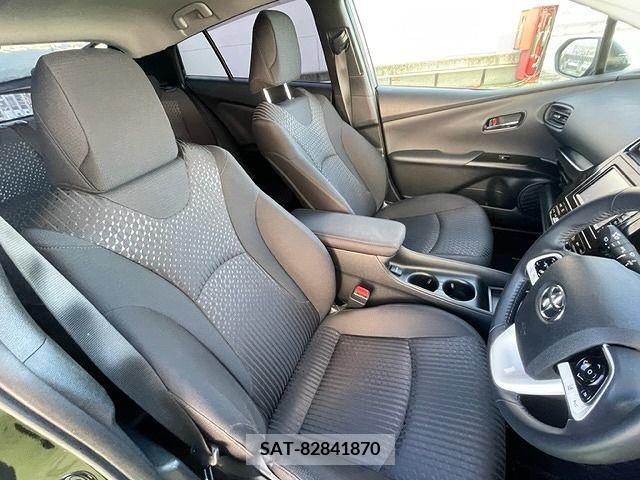 Toyota PRIUS 2016-10 220894-3