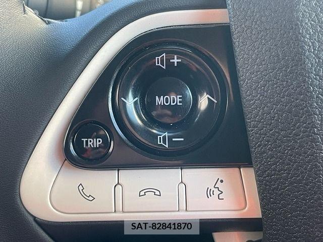 Toyota PRIUS 2016-10 220894-13